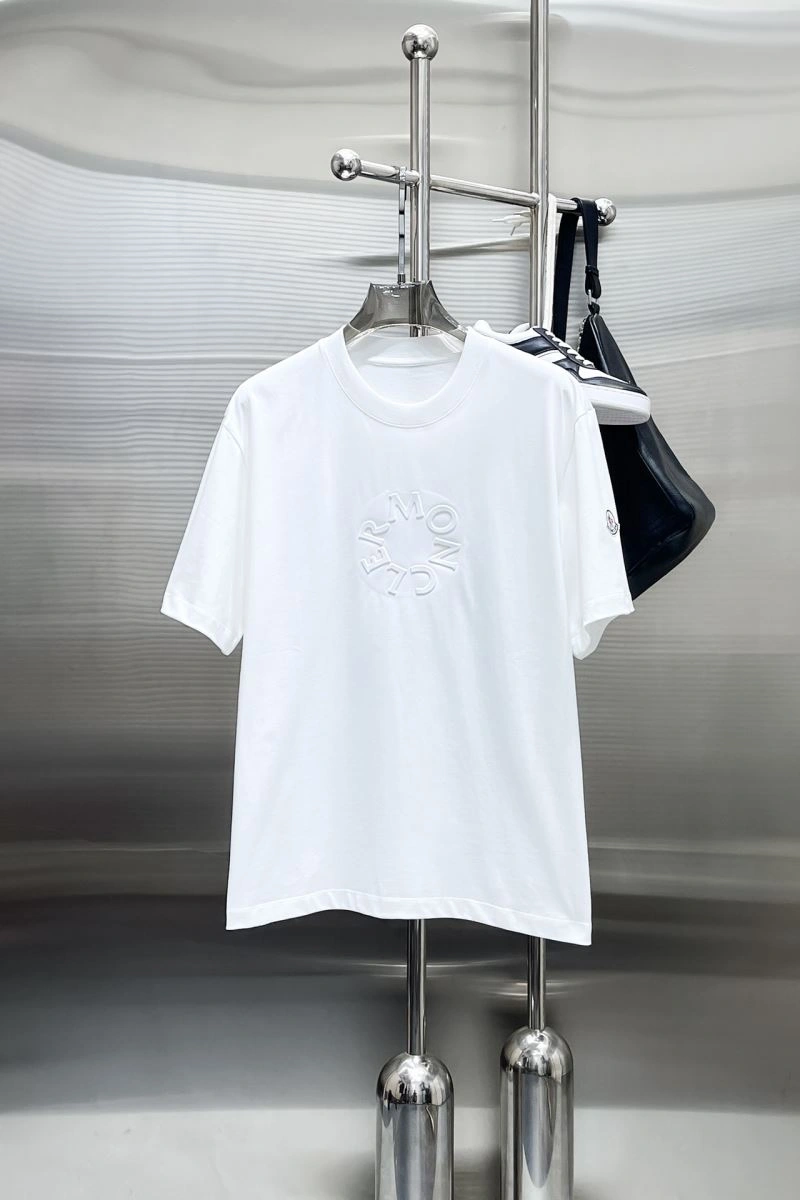 Moncler T-Shirts Lightweight 141756
