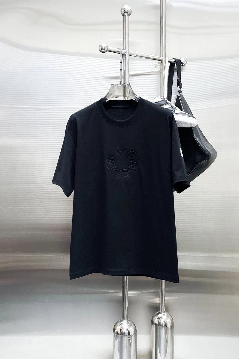 Supportive Moncler T-Shirts 141746