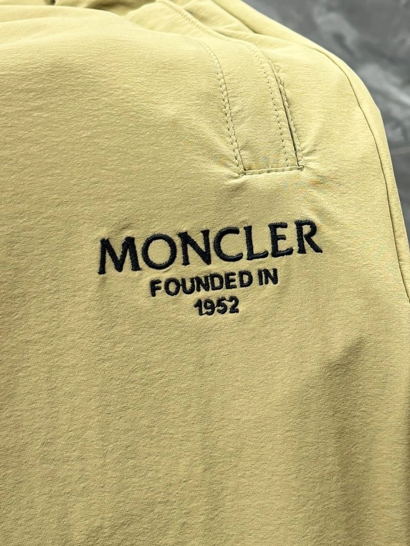 Moncler T-Shirts Durable 141750