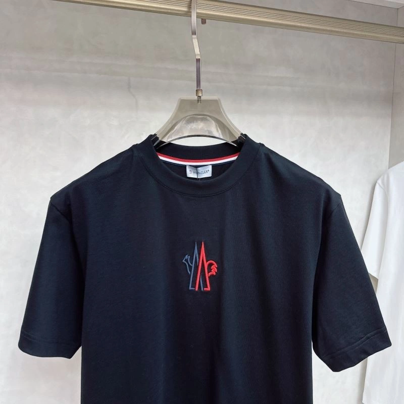 Moncler T-Shirts Lightweight 141755