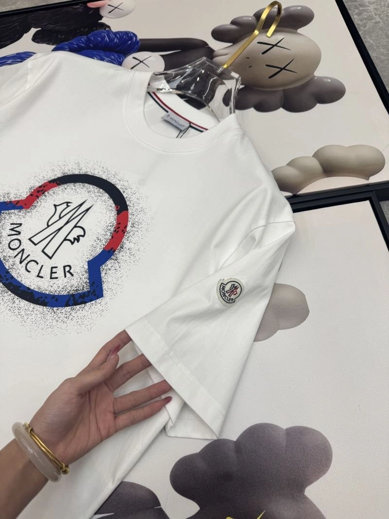 WaterResistant Moncler T-Shirts 141752