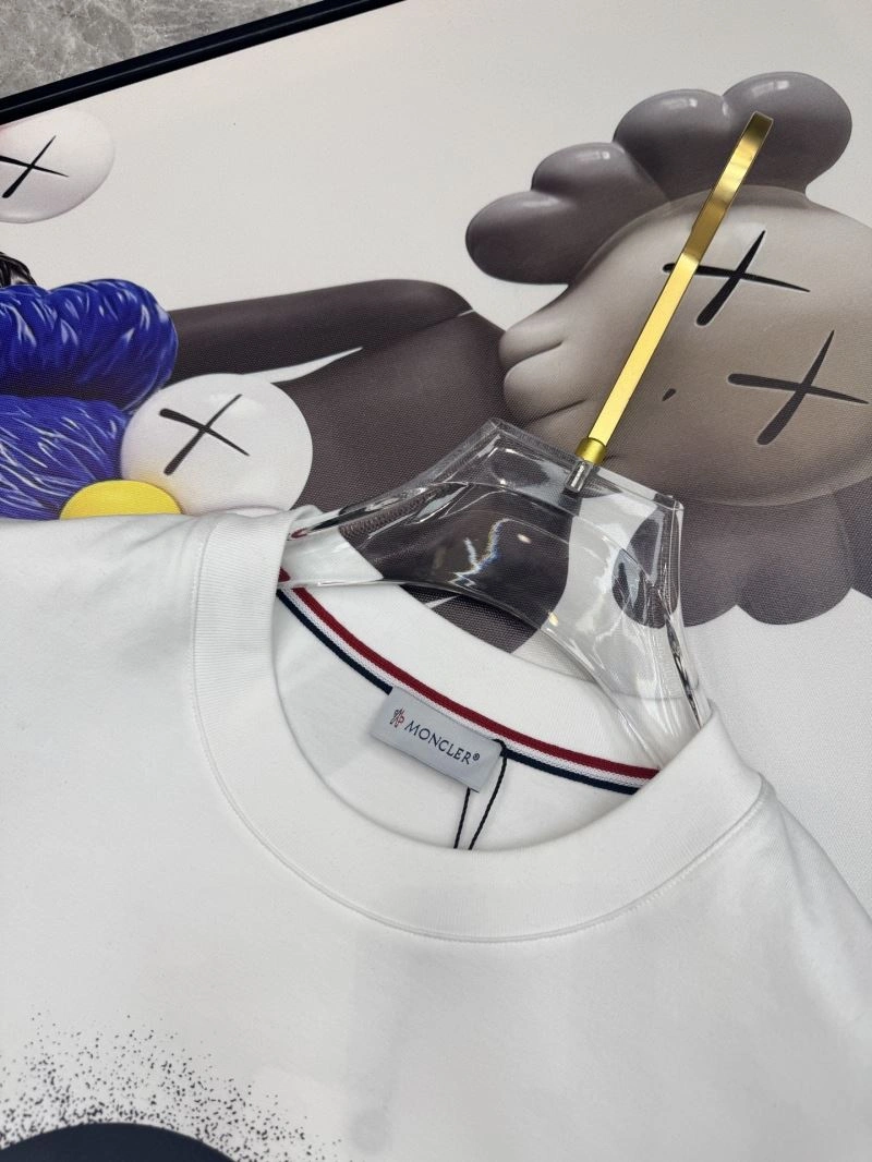 WaterResistant Moncler T-Shirts 141752