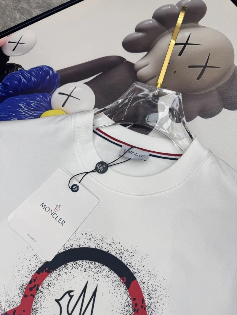 WaterResistant Moncler T-Shirts 141752