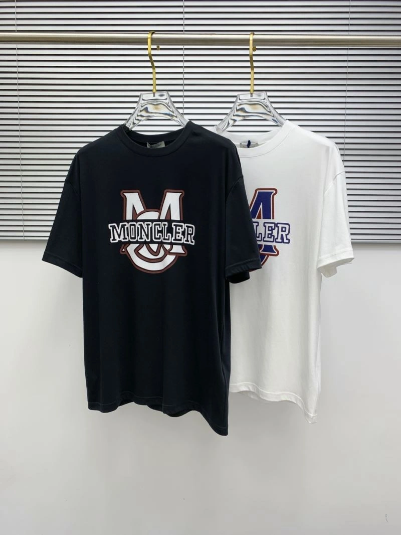 Moncler T-Shirts Neat 141751