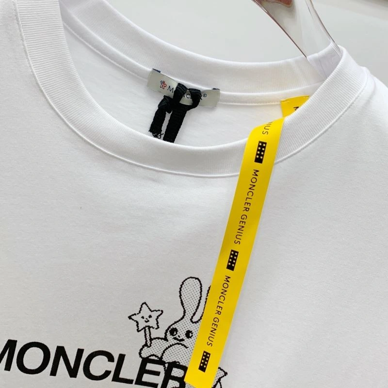 Moncler T-Shirts Stylish 141749