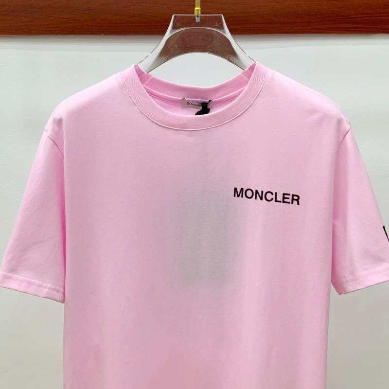 Moncler T-Shirts Soft 141739