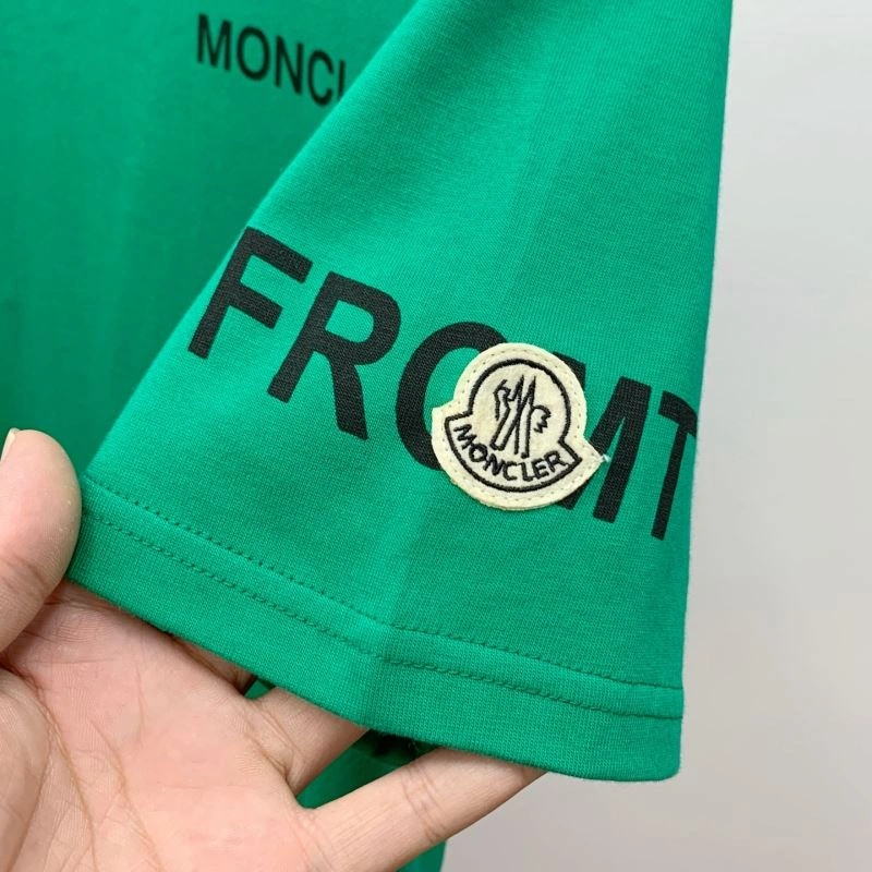 Moncler T-Shirts Bold 141753