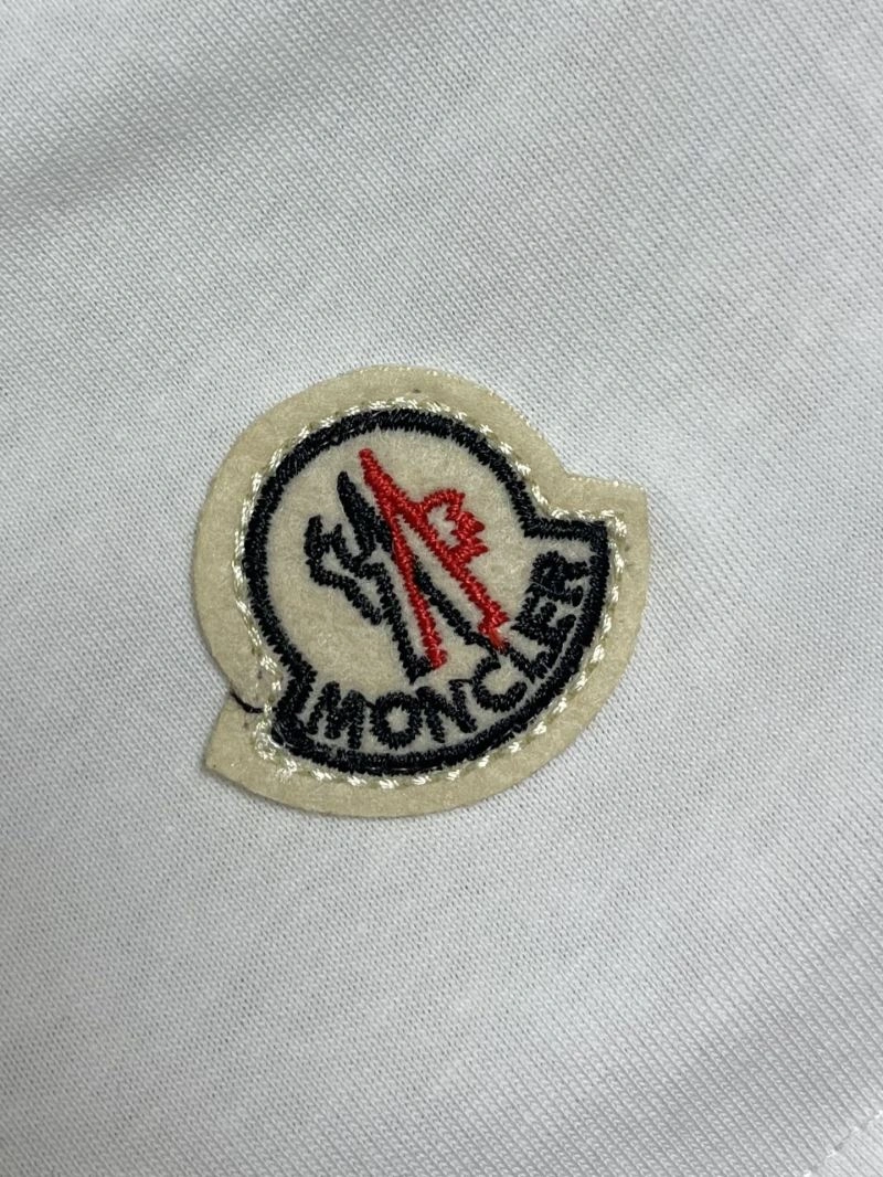 Moncler T-Shirts TravelReady 141741