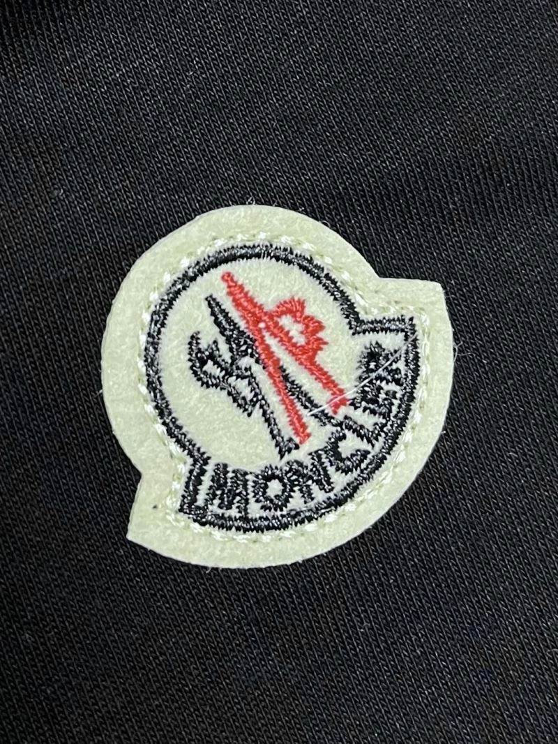 Moncler T-Shirts ZipUp 141736