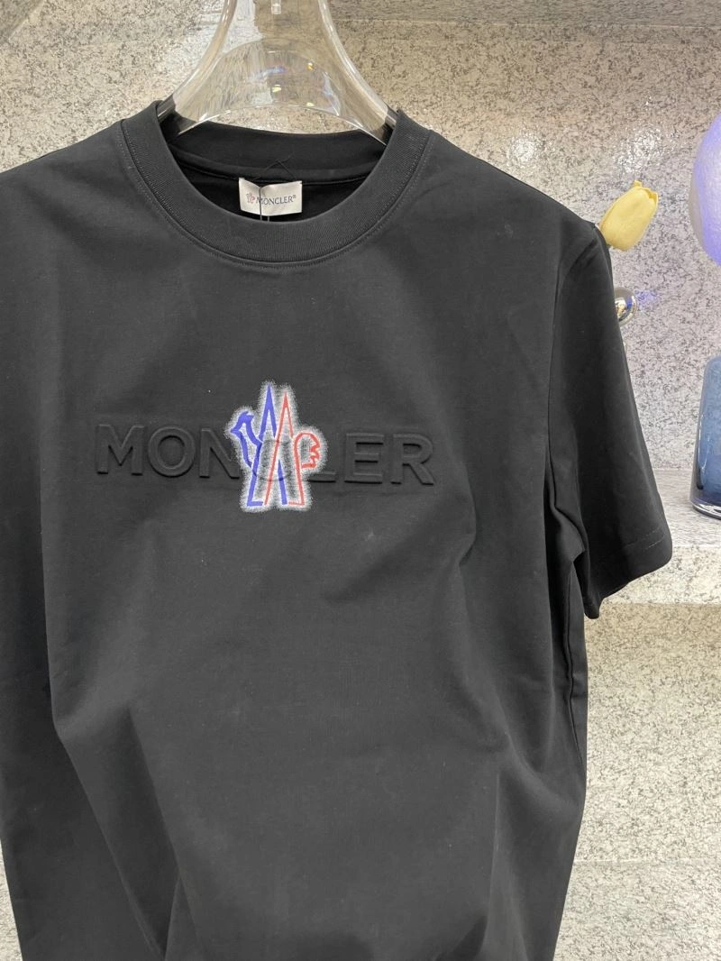 Moncler T-Shirts FlexibleFit 141733