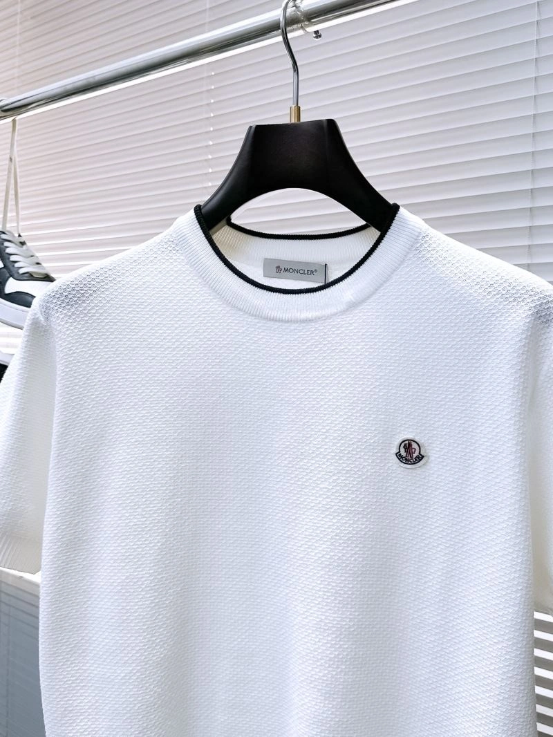 Stylish Moncler T-Shirts 141731