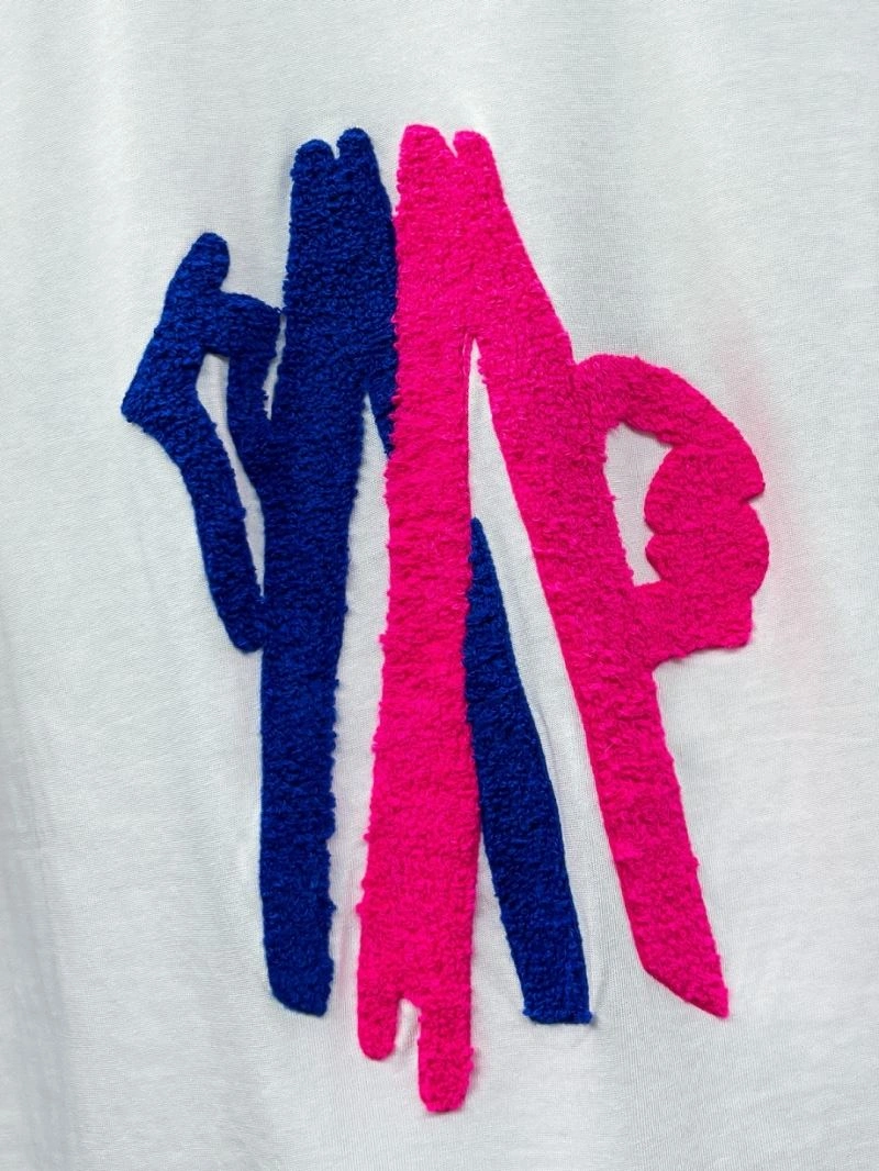Moncler T-Shirts Unisex 141747