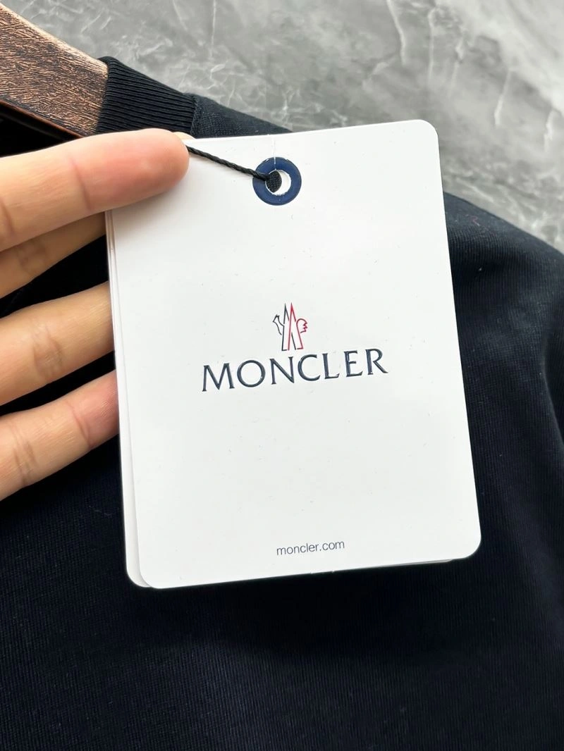 Trendsetting Moncler T-Shirts 141729
