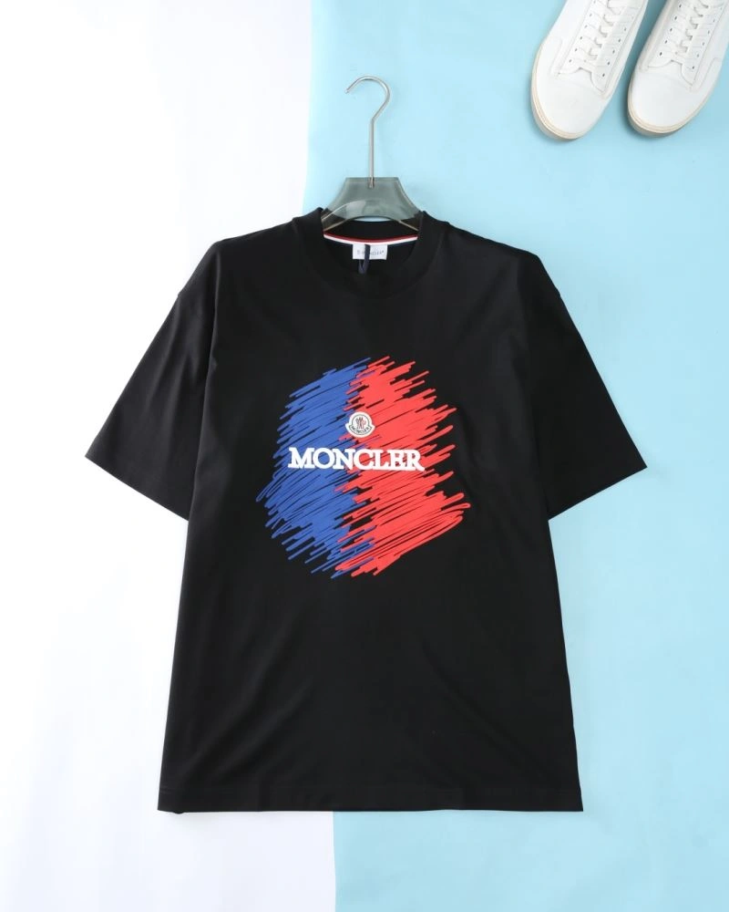 ComfortFit Moncler T-Shirts 141725