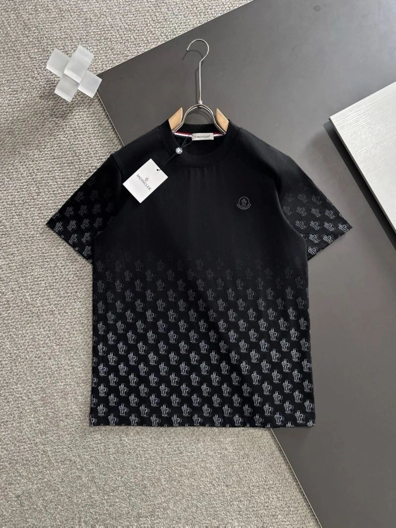 Moncler T-Shirts Comfortable 141721