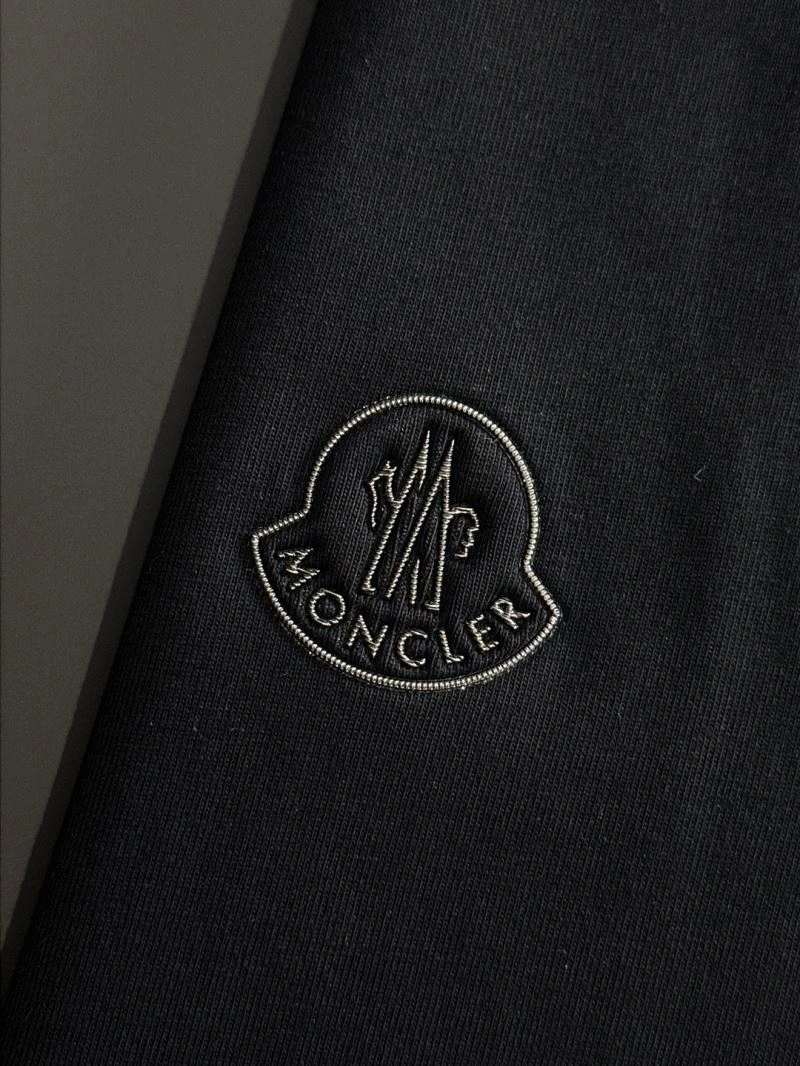 Moncler T-Shirts Comfortable 141721