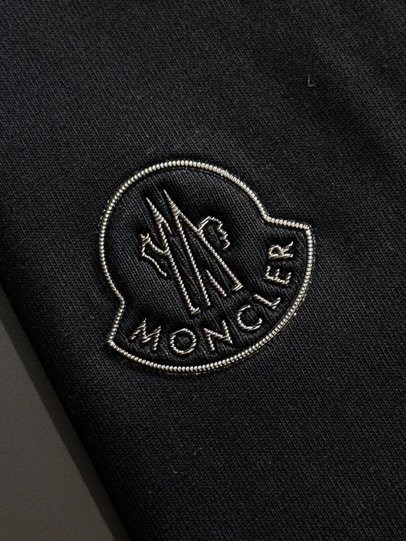 Moncler T-Shirts Comfortable 141721