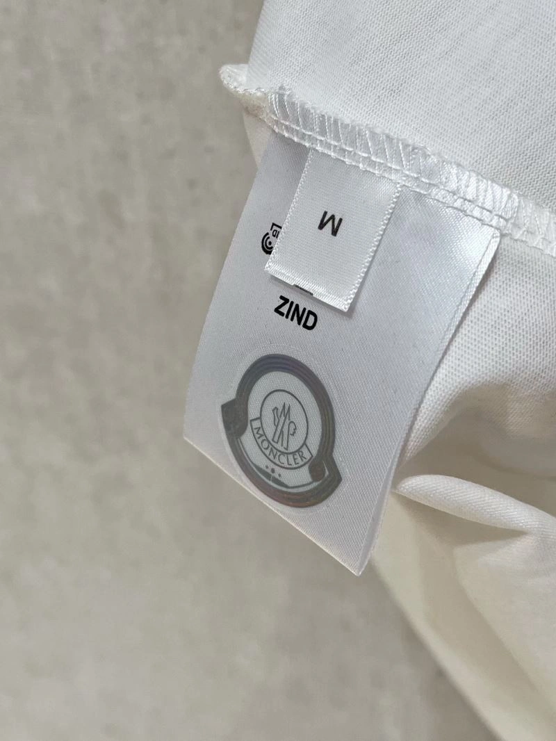 Moncler T-Shirts Reliable 141722