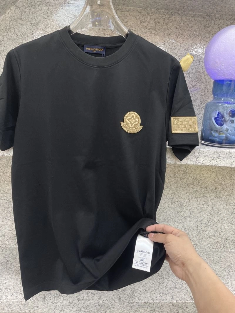 Unisex Moncler T-Shirts 141706