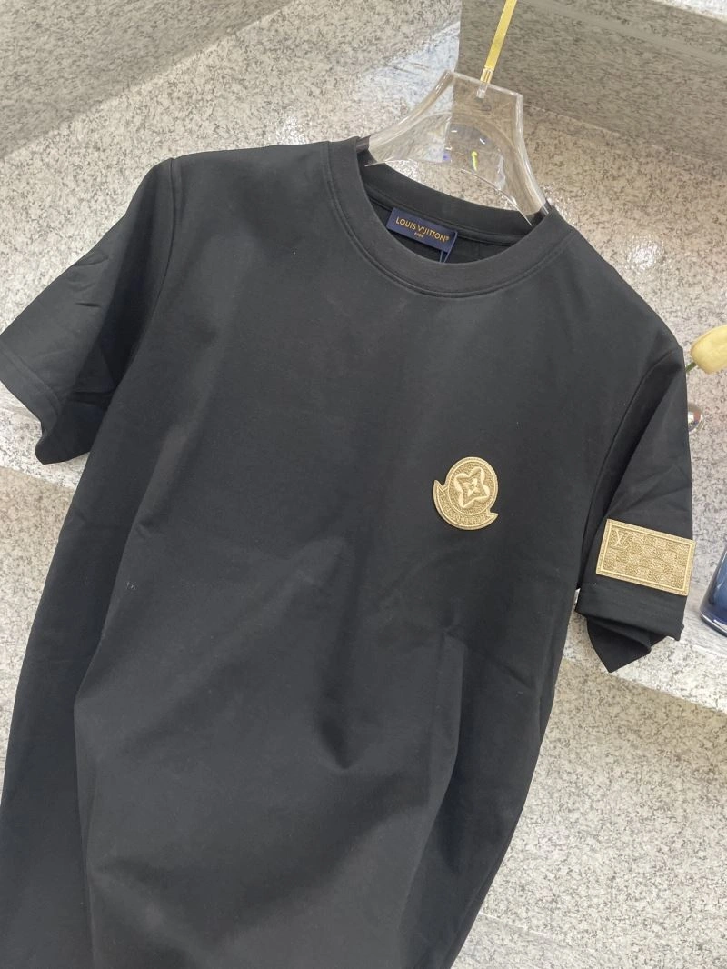 Unisex Moncler T-Shirts 141706