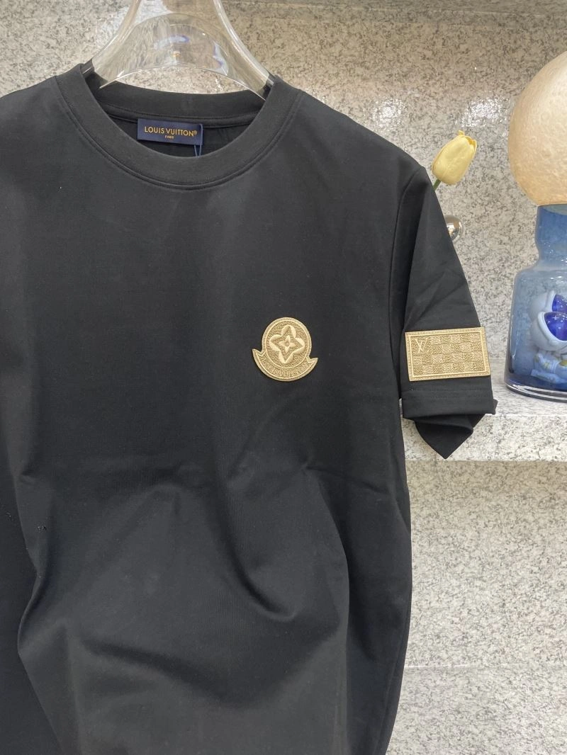 Unisex Moncler T-Shirts 141706