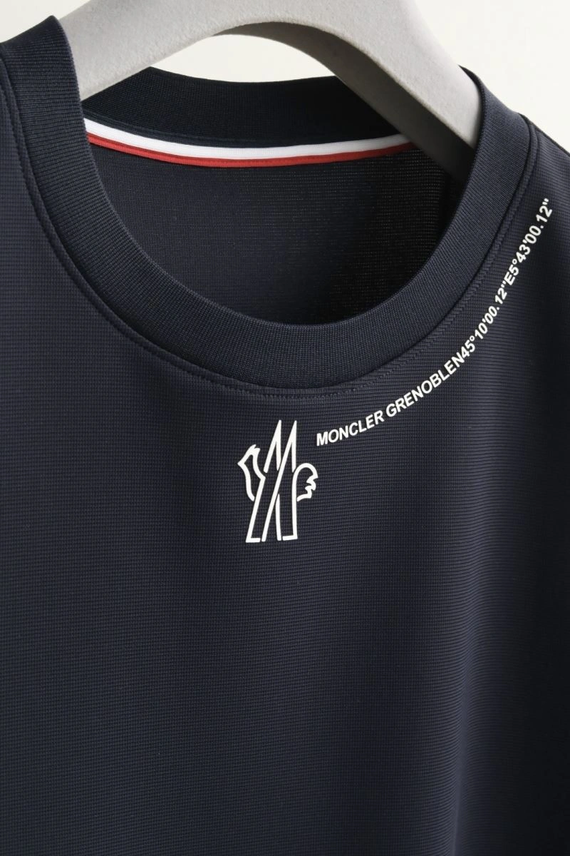 Supportive Moncler T-Shirts 141718