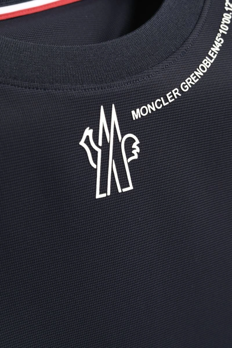 Supportive Moncler T-Shirts 141718