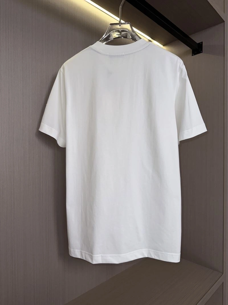 Moncler T-Shirts Breathable 141696