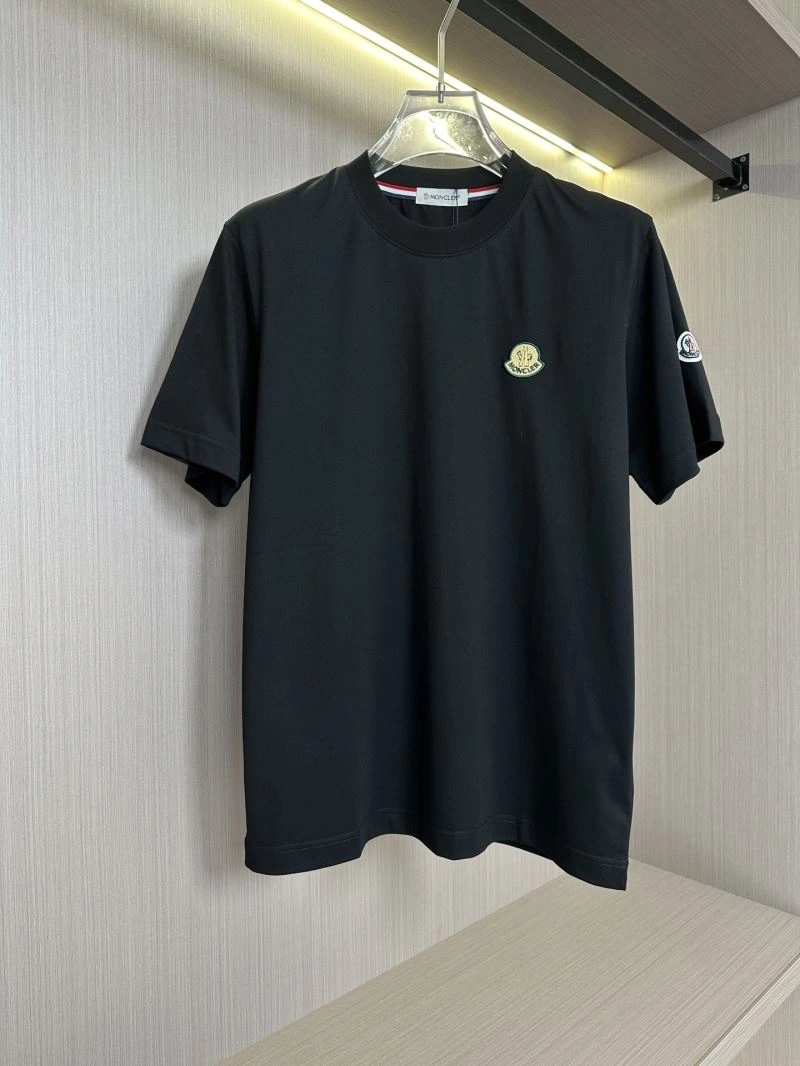 Flexible Moncler T-Shirts 141703