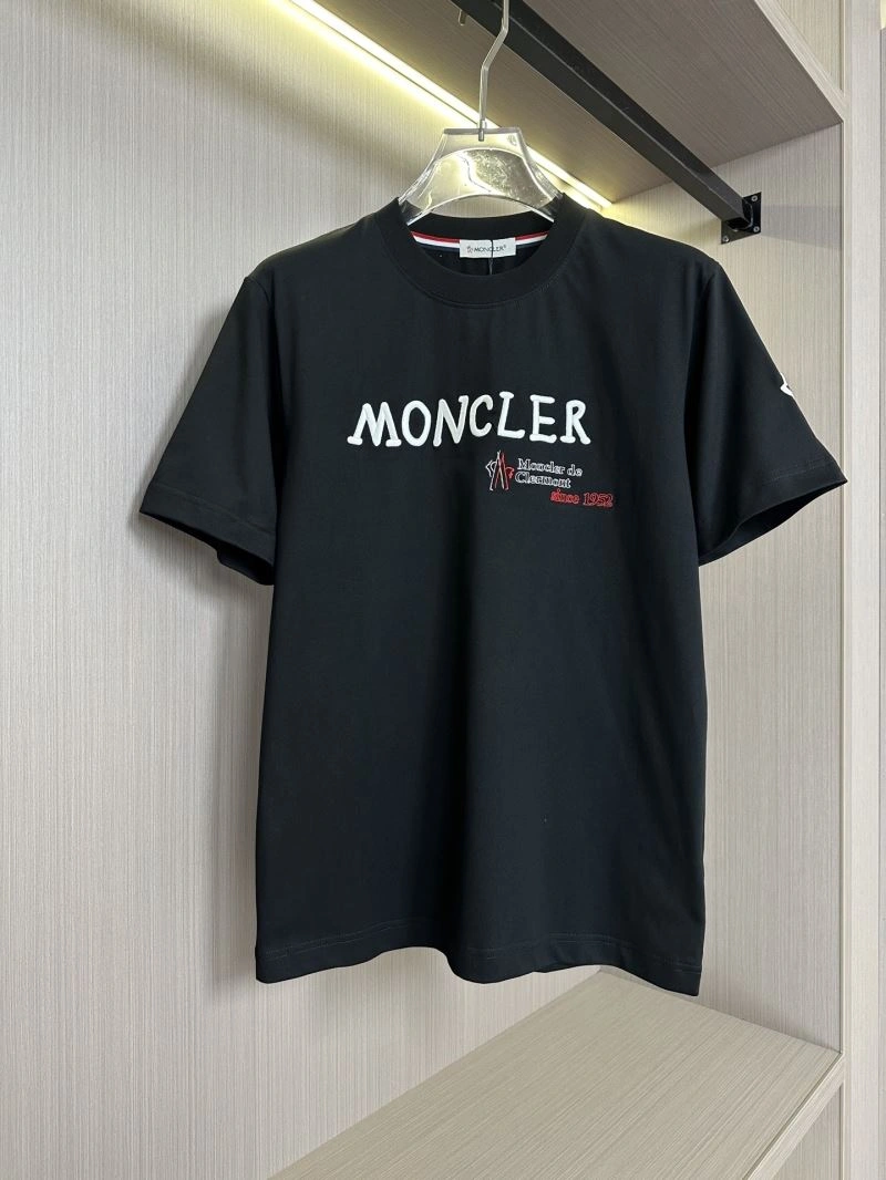 Trendy Moncler T-Shirts 141702
