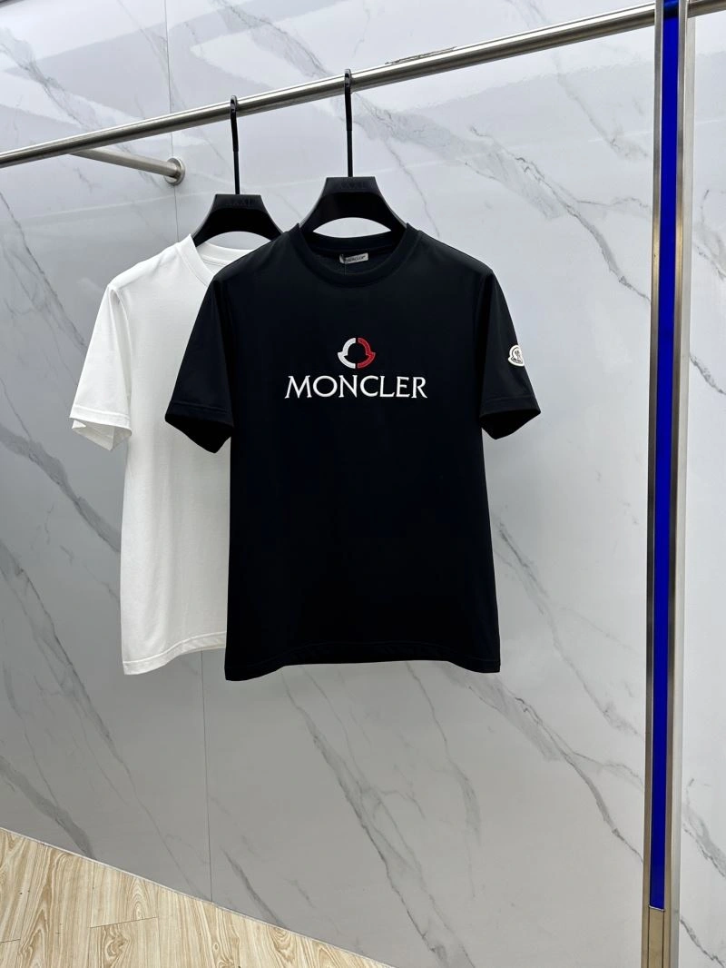 Moncler T-Shirts ComfortFit 141699