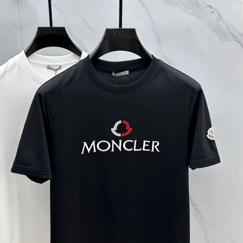 Moncler T-Shirts ComfortFit 141699