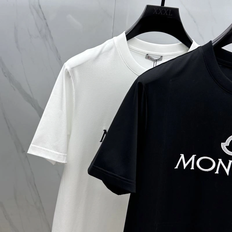 Moncler T-Shirts ComfortFit 141699