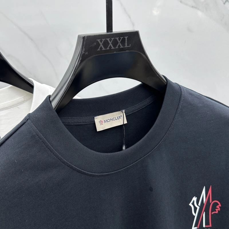 Resilient Moncler T-Shirts 141719