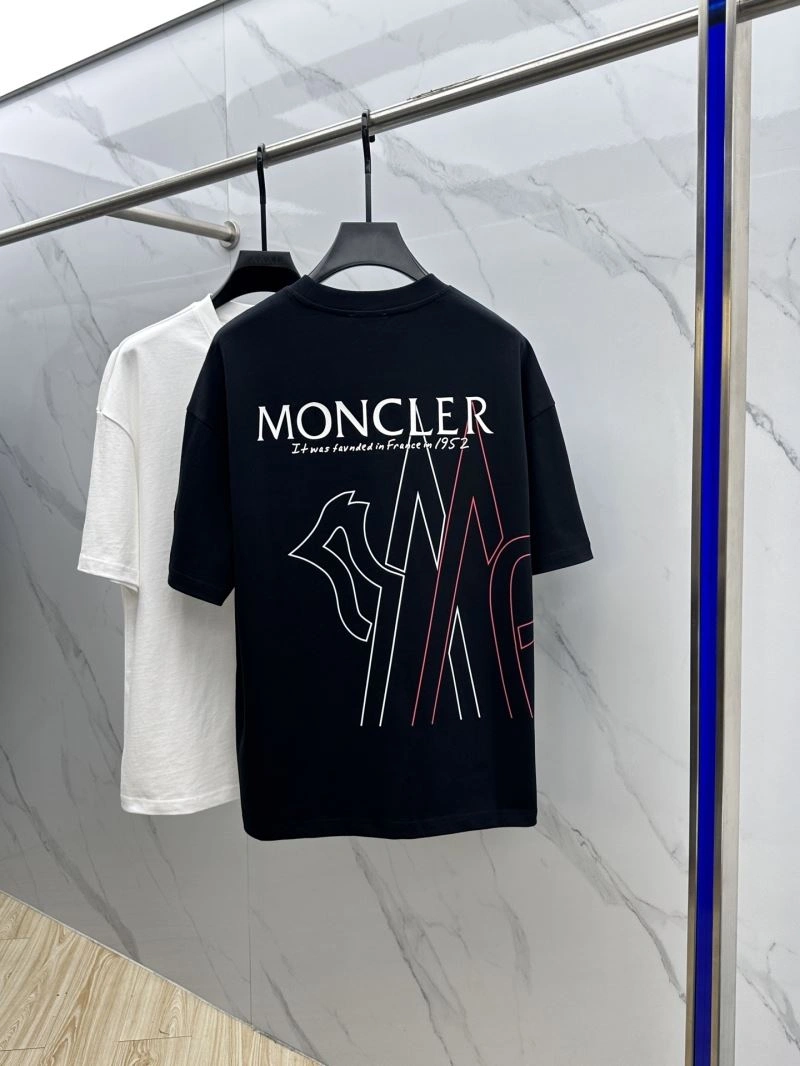 Resilient Moncler T-Shirts 141719