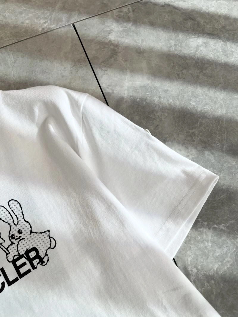 RelaxedFit Moncler T-Shirts 141714