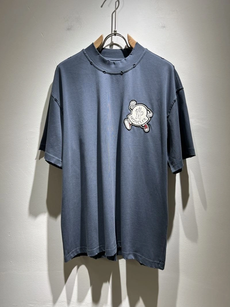 Bold Moncler T-Shirts 141686