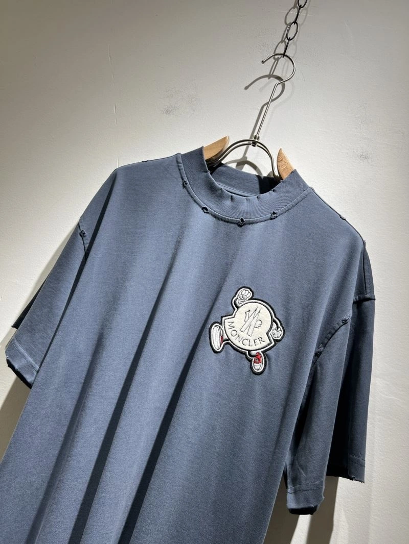 Bold Moncler T-Shirts 141686