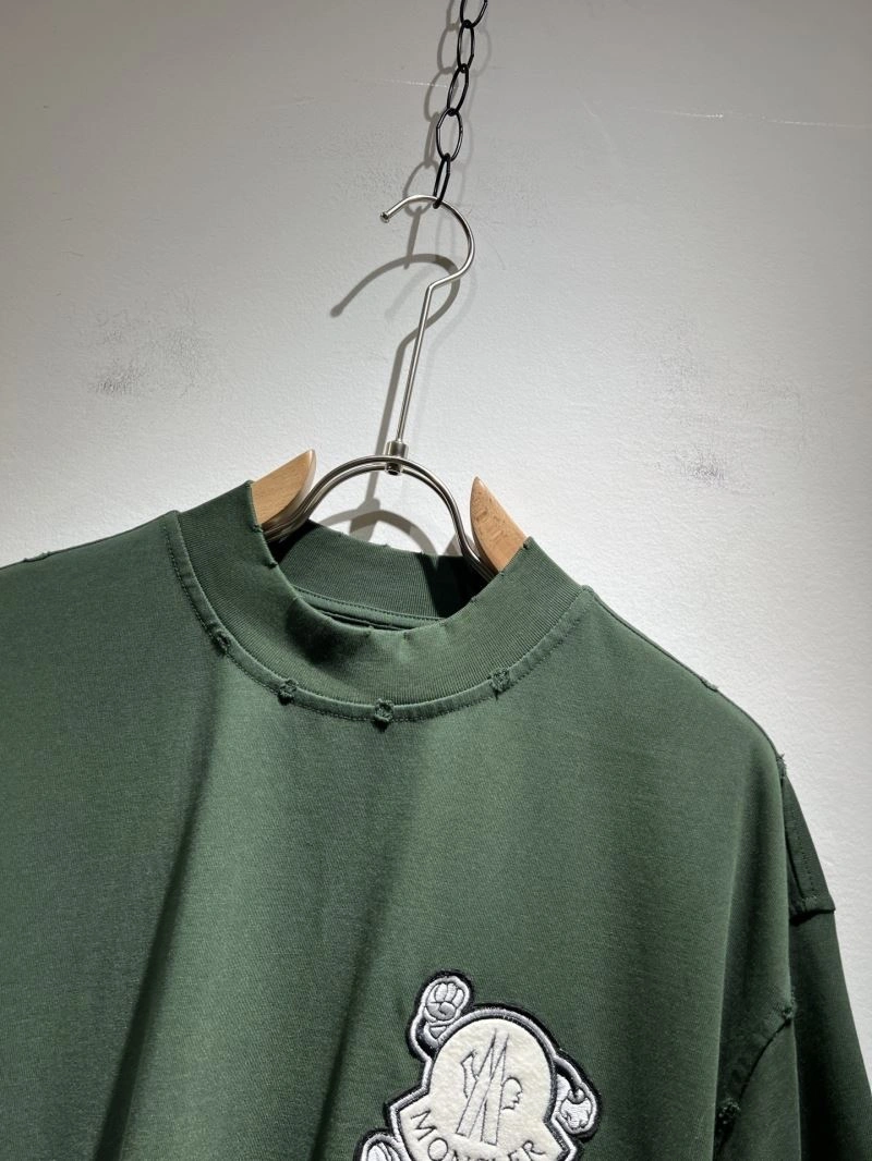 Tailored Moncler T-Shirts 141685