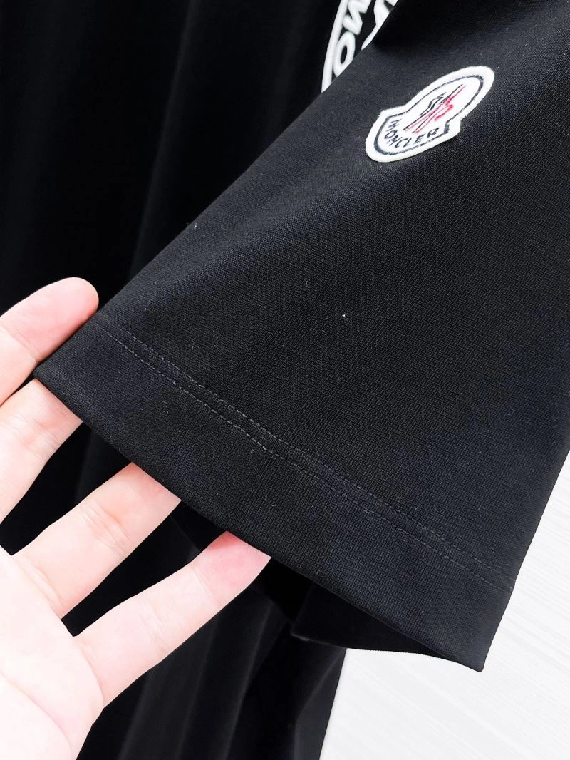 Moncler T-Shirts TechFriendly 141676