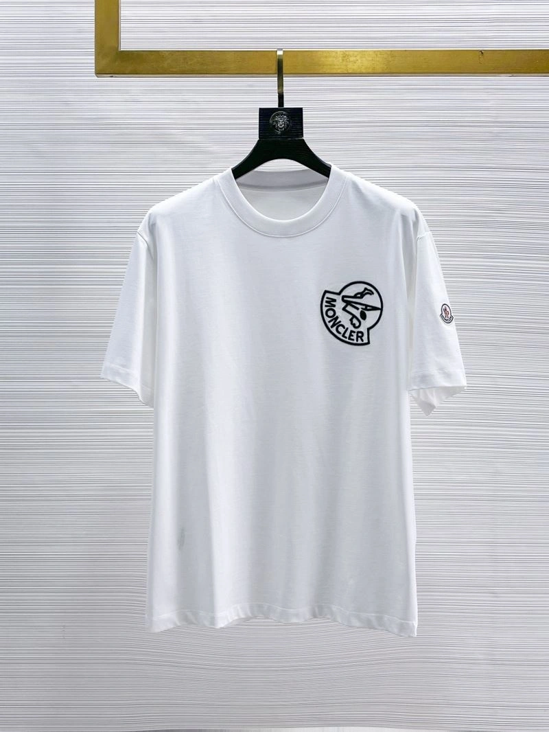Moncler T-Shirts Cozy 141675