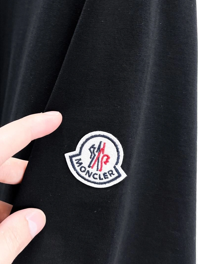 Comfortable Moncler T-Shirts 141673