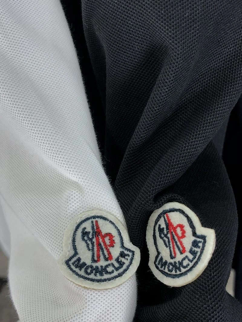 Moncler T-Shirts Functional 141658