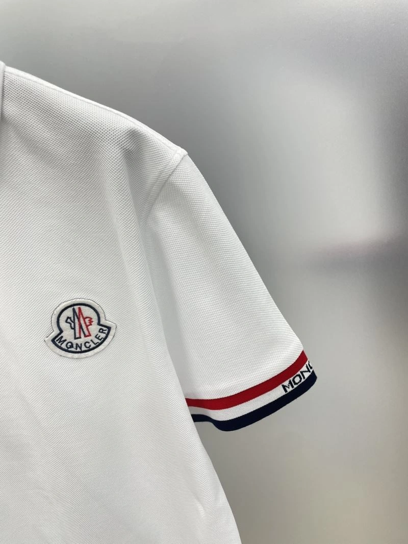 Modern Moncler T-Shirts 141665
