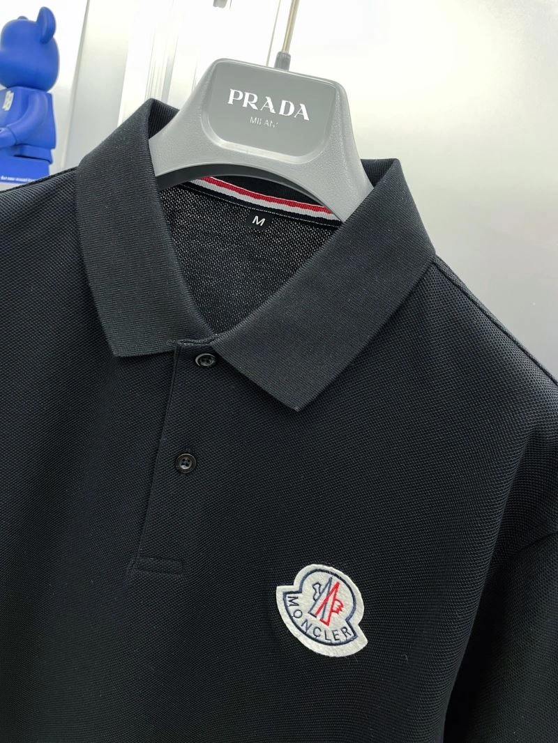 Moncler T-Shirts Unisex 141662