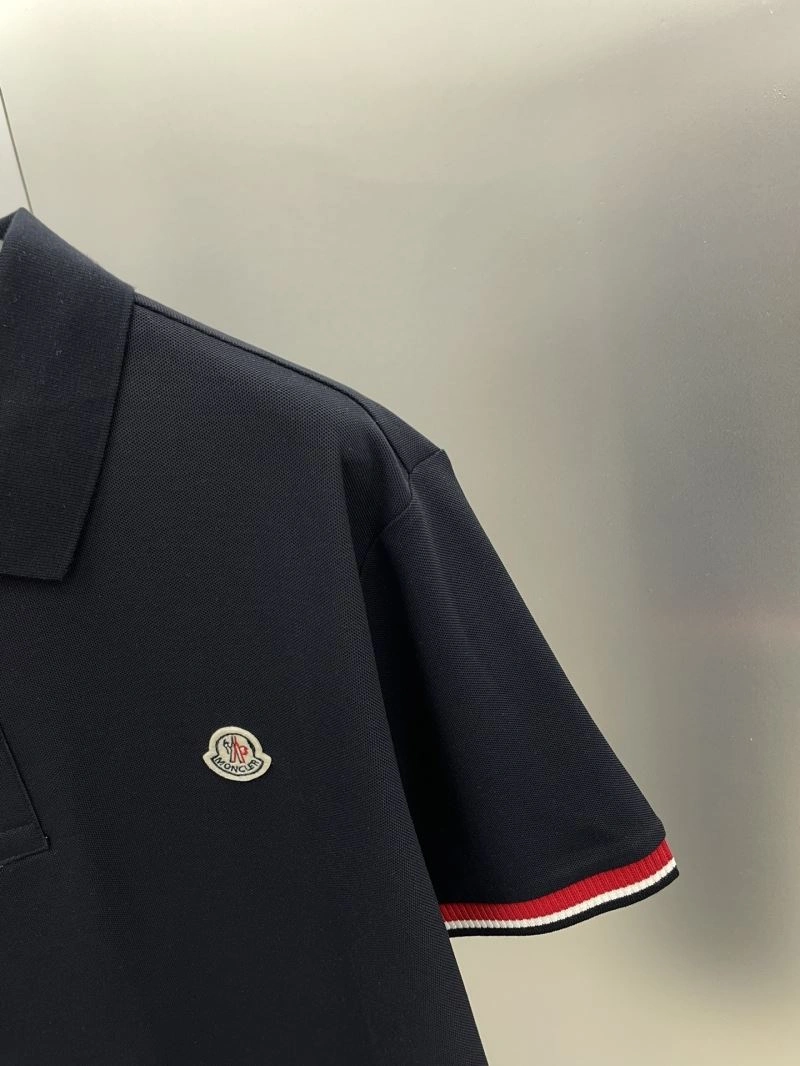 Cozy Moncler T-Shirts 141660