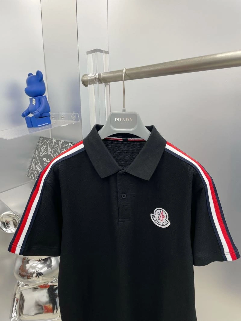 Moncler T-Shirts Soft 141669