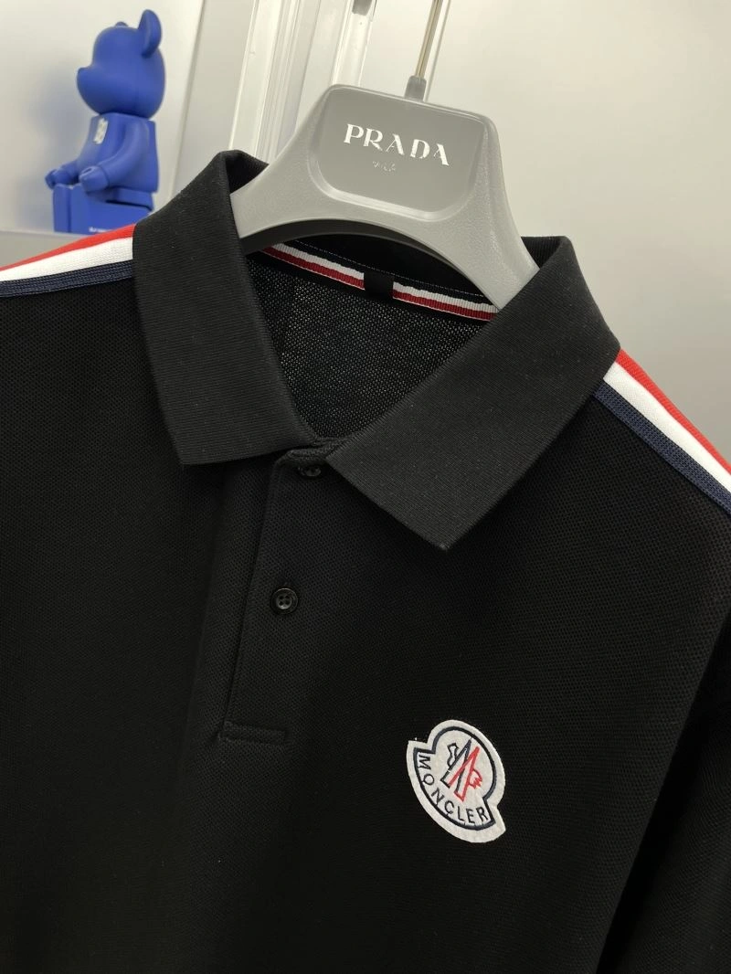Moncler T-Shirts Soft 141669