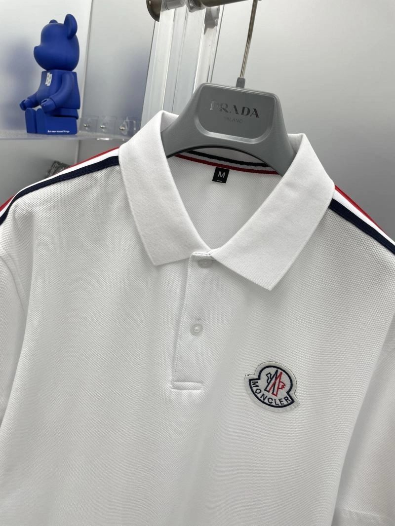 Elegant Moncler T-Shirts 141650