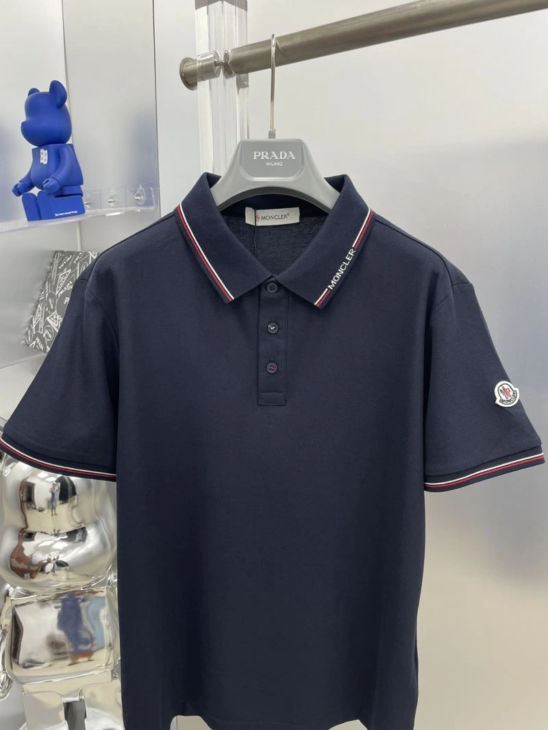 Moncler T-Shirts Functional 141674